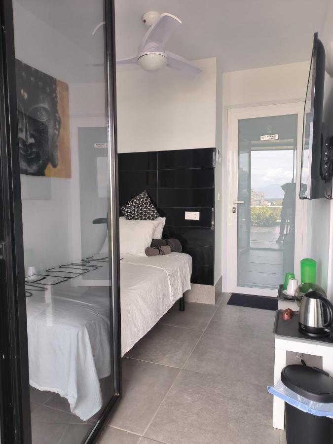 Pinar Suites Habitaciones Torremolinos Exterior photo