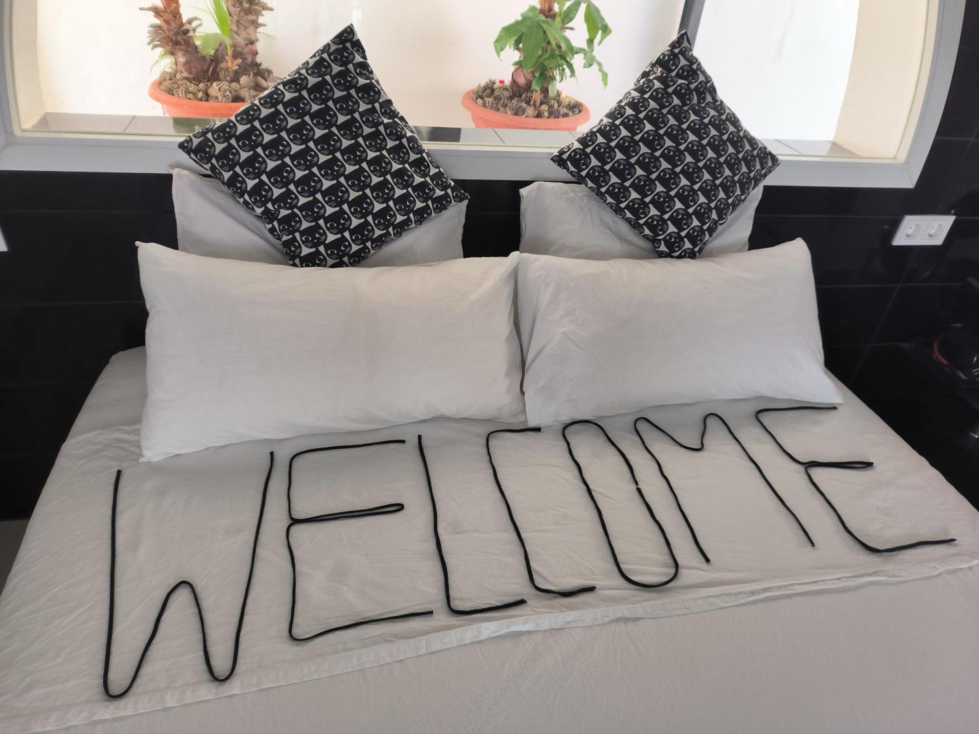 Pinar Suites Habitaciones Torremolinos Exterior photo