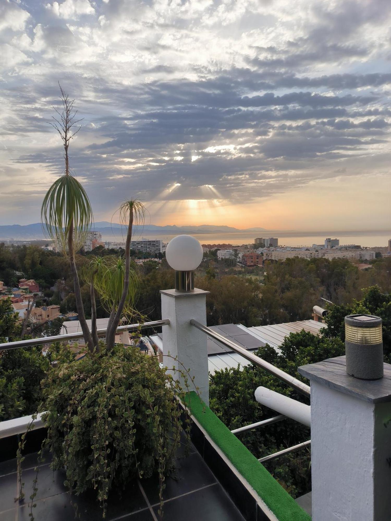 Pinar Suites Habitaciones Torremolinos Exterior photo